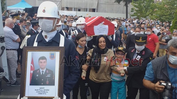 Şehitlerimize acı veda