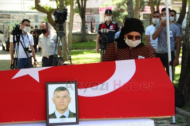 Şehitlerimize acı veda