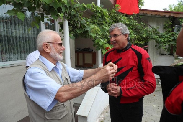 Ekrem Yüce Saygı Sürüşü'ne katıldı