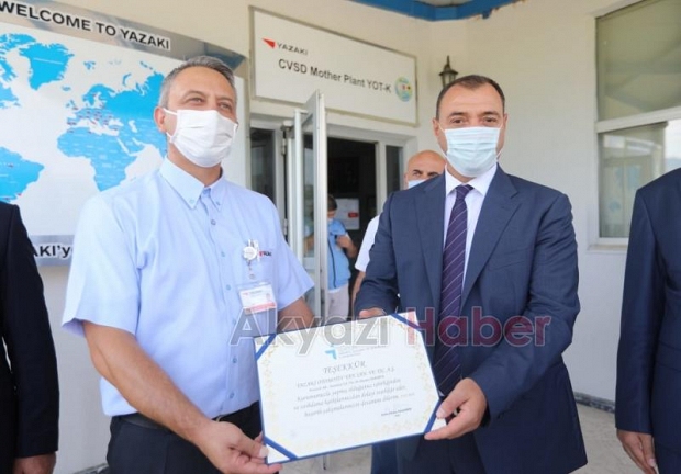 Vali Çetin Oktay Kaldırım Yazaki Fabrikasını Gezerek İşbirliği İmza Törenine Katıldı