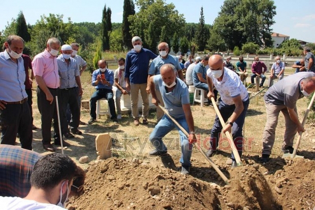 Mevlüde Menteş toprağa verildi