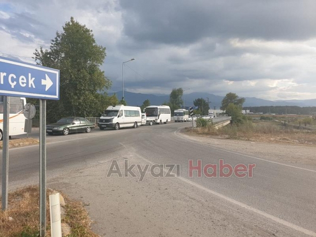 Batakköy Kavşağı'nda ambulansla otomobil çarpıştı