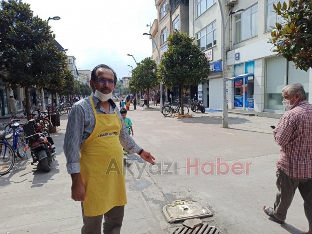 Çarşı içindeki çeşmeyi kırdılar