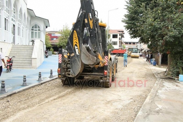 Gazi Süleyman Paşa Camii arkasındaki yol asfaltlandı