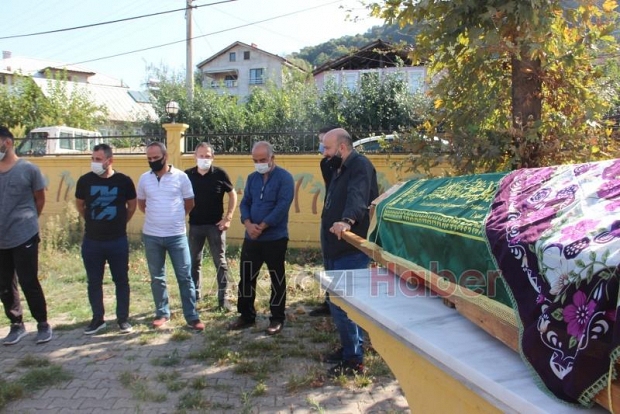 Şükriye Şahinoğlu toprağa verildi