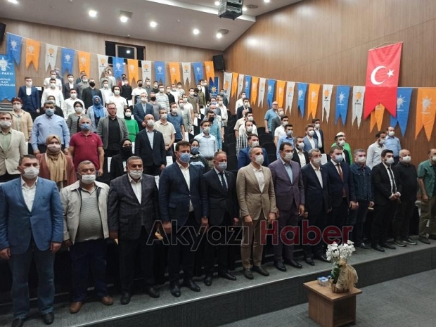 AK Parti Akyazı Gençlik Kolları'nın yeni Başkanı Oğuzhan Çolak