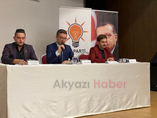 AK Parti Akyazı Gençlik Kolları'nın yeni Başkanı Oğuzhan Çolak
