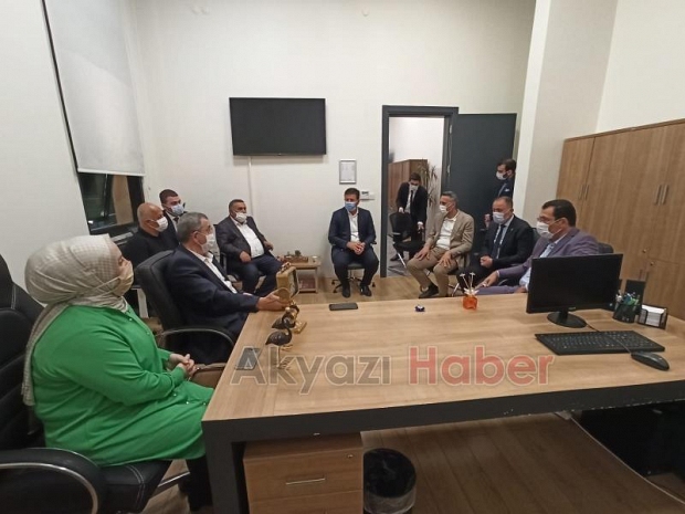 AK Parti Akyazı Gençlik Kolları'nın yeni Başkanı Oğuzhan Çolak