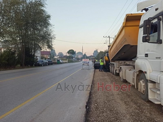 Okullar bölgesinde asfalt çalışması