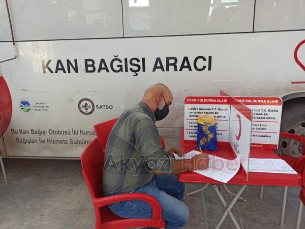 Akyazılı kan bağışçıları ödüllendirildi