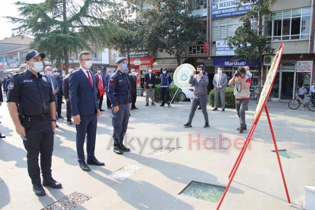 Akyazı'da Cumhuriyetin 97. yıl dönümü kutlanıyor