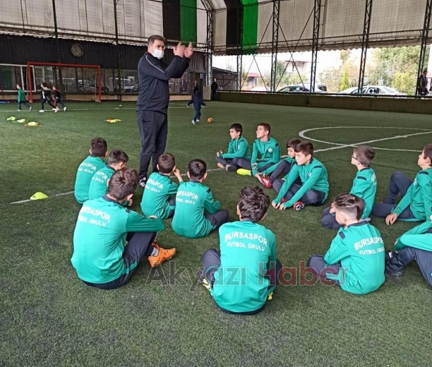 Reşadiyespor'dan velilere destek çağrısı