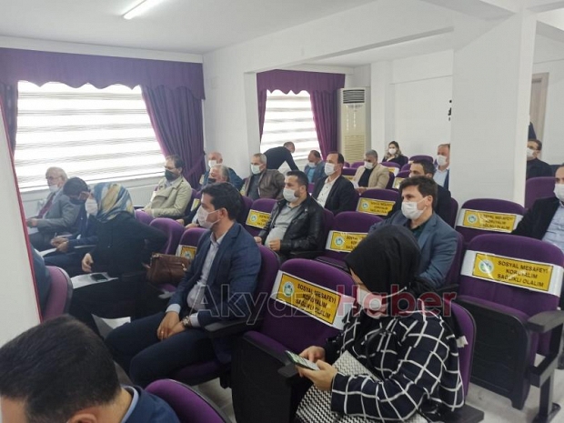 Akyazı meclisi toplandı