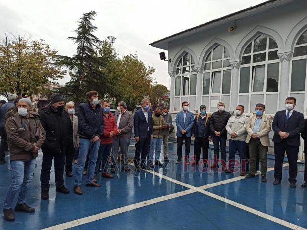 Akyazı STK'lardan Fransa protestosu
