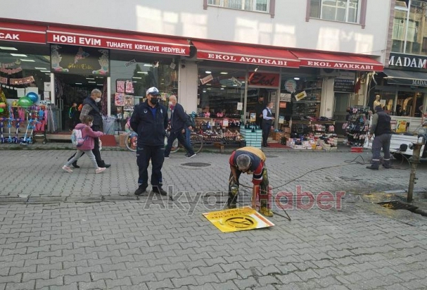 Akyazı'da sigara yasağına görselli uyarı