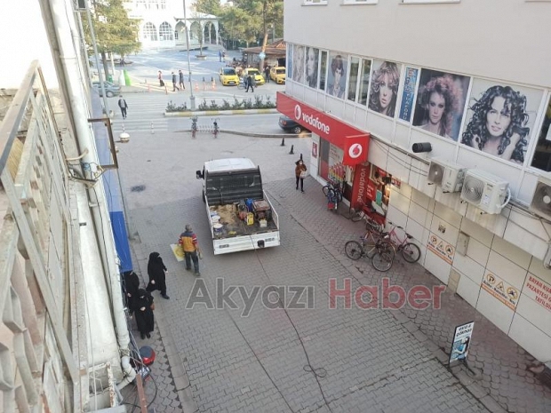 Akyazı'da sigara yasağına görselli uyarı