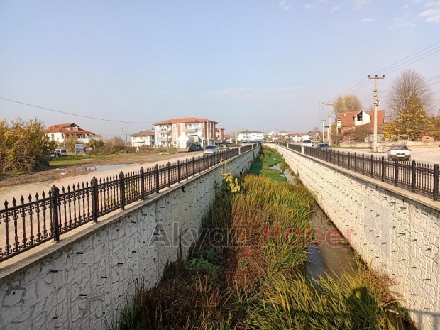 Vatandaş kötü kötü kokudan rahatsız