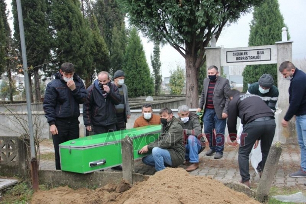Korona tedavisi gören şehit babası  hayatını kaybetti