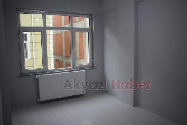 Akyazıda Satılık Daire