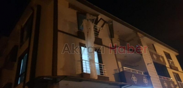 Doğalgaz bomba gibi patladı; daire yerle bir oldu