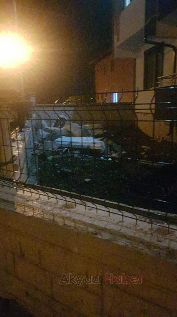 Doğalgaz bomba gibi patladı; daire yerle bir oldu