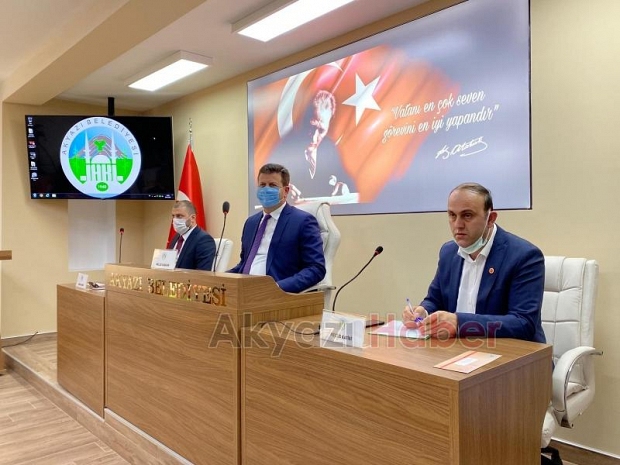 Yeni yılın ilk meclisi 11 gündemle toplandı