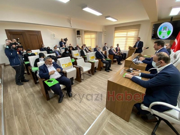 Yeni yılın ilk meclisi 11 gündemle toplandı