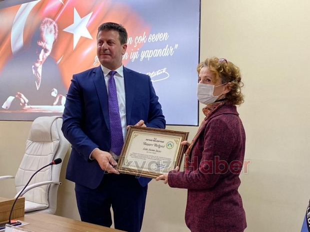 Yeni yılın ilk meclisi 11 gündemle toplandı