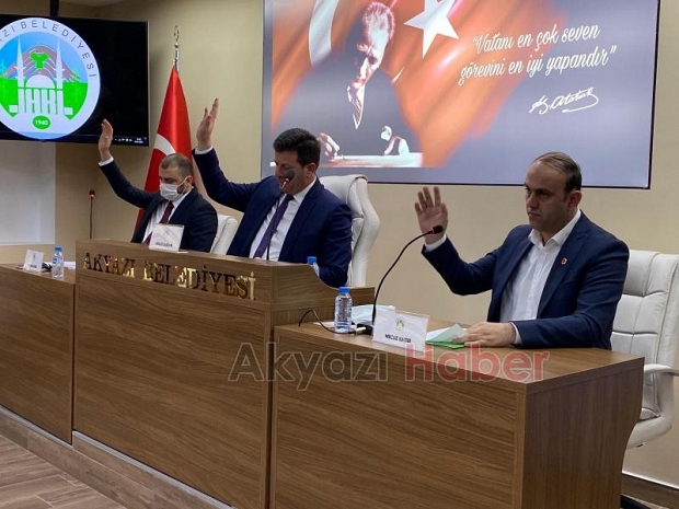 Yeni yılın ilk meclisi 11 gündemle toplandı