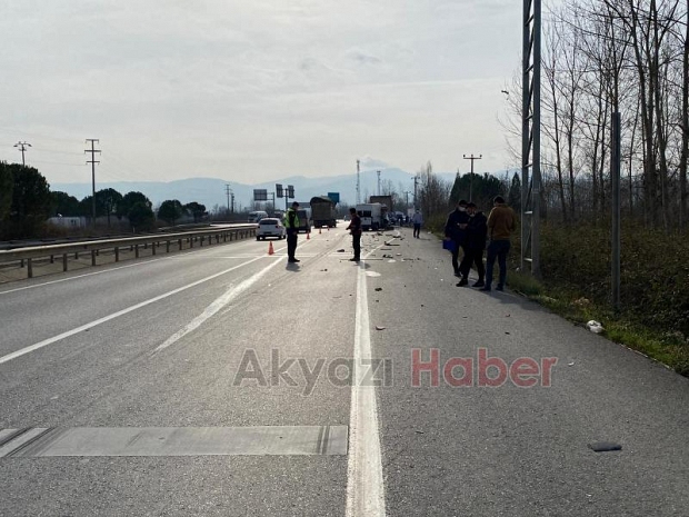 Akyazı'da feci kaza; bu araçtan yaralı kurtuldu