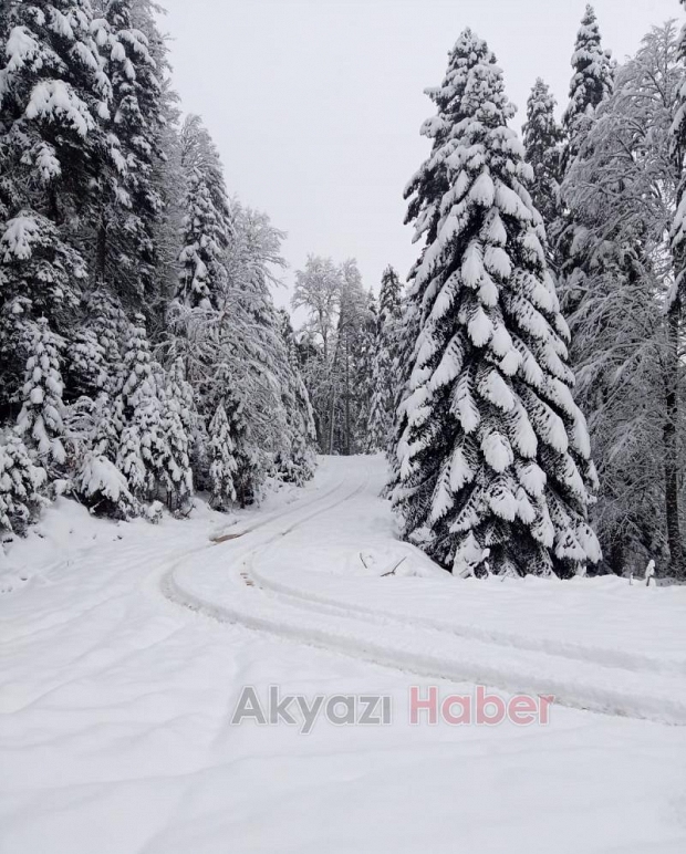 Gökçeler Kındıra Yaylası'nda kar kalınlığı yarım metreyi buldu
