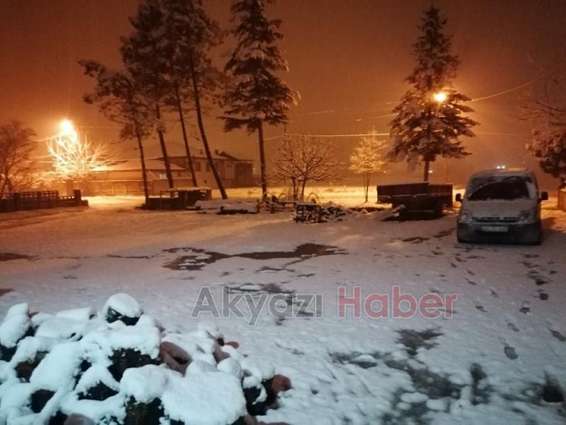 Akyazı'dan kar manzaraları
