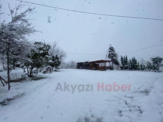 Akyazı'dan kar manzaraları