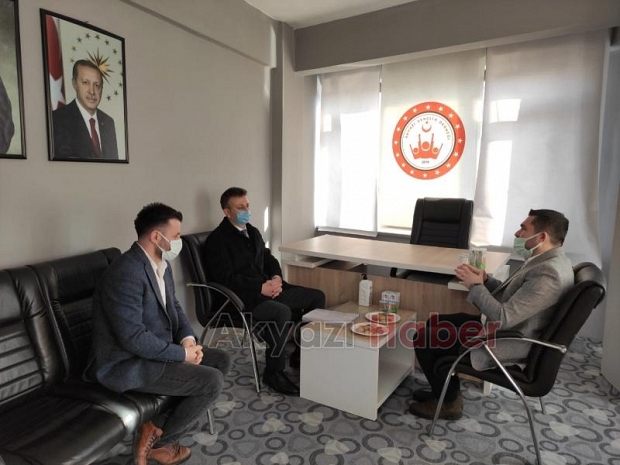 Kaymakam Yakup Güney'den Akyazı Gençlik Derneği'ne ziyaret