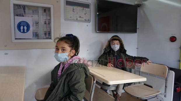 AFAD'ın simülasyon tırı Akyazı'da