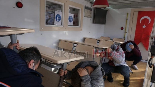 AFAD'ın simülasyon tırı Akyazı'da