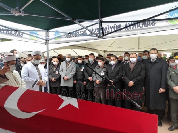 Sakarya şehidini dualarla uğurladı