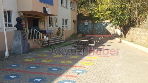 İşte Akyazı'da 15 Şubat'ta yüz yüze eğitime başlayacak okullar
