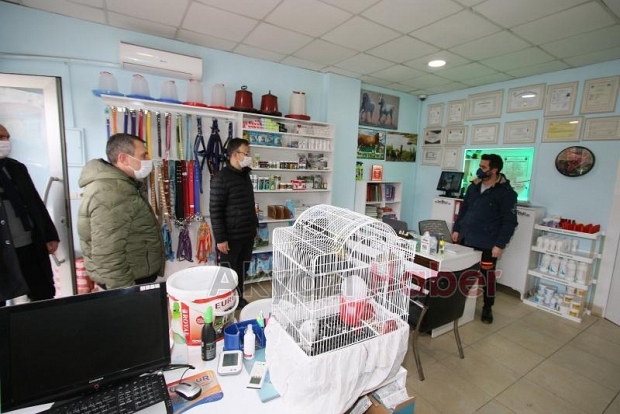 Akyazı protokolünden esnafa ziyaret