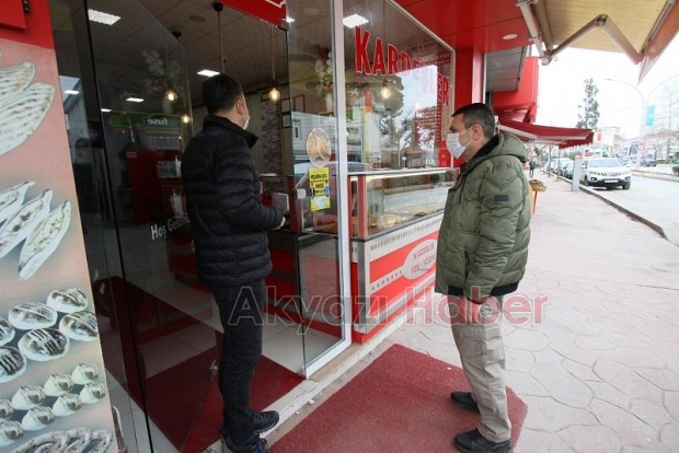 Akyazı protokolünden esnafa ziyaret