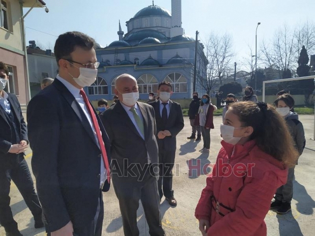 Kaymakam ve İlçe Milli Eğitim Müdürü öğrencileri ziyaret etti