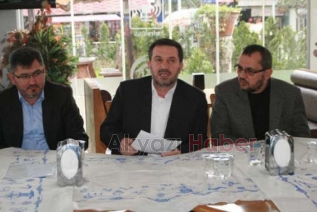 Akyazı AKİMDER de görev değişimi