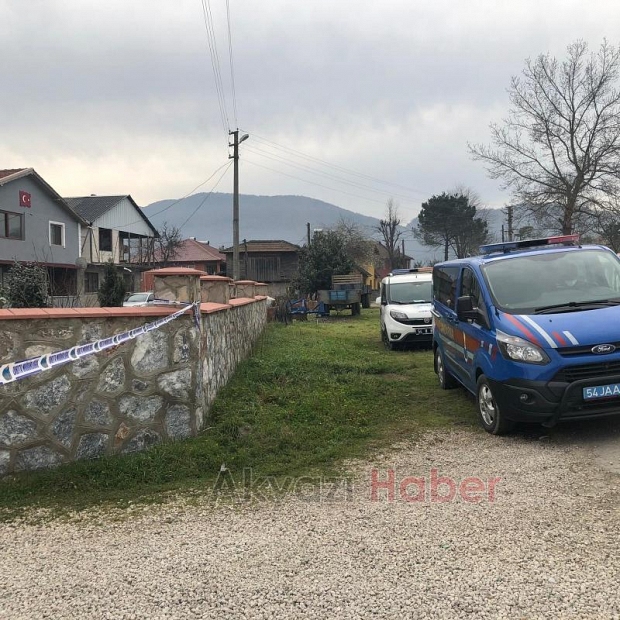 Akyazıda 2 sokak karantinaya alındı