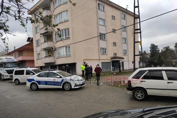 Akyazıda kanlı gün husumetlisini vurdu