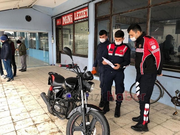 Jandarmadan motosiklet denetimi