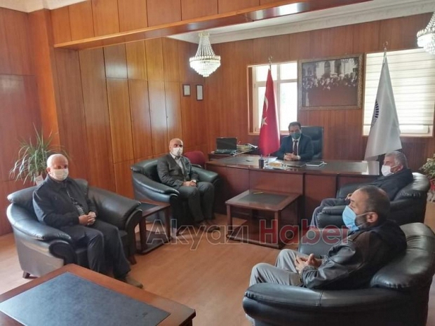 Akyazı İHH yönetiminden Müftü Demir'e ziyaret