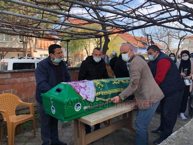 Nacide Uçar vefat etti
