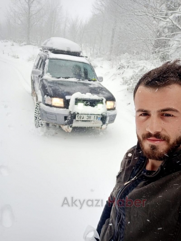 Akyazı'da yüksek kesimlerde kar etkili oluyor