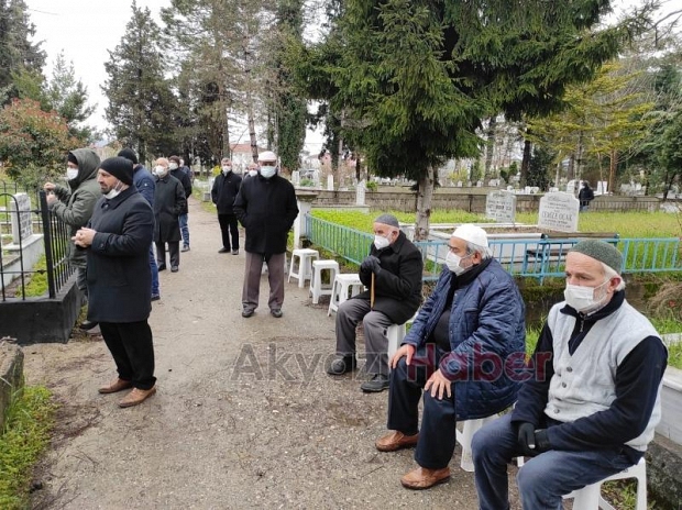 Akyazı'da koronaya bir kurban daha