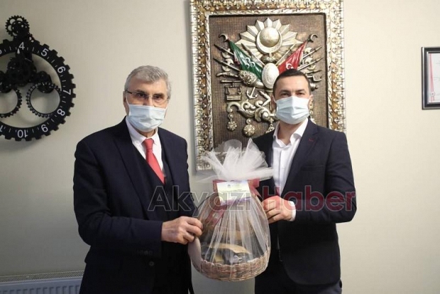 Sakarya Büyükşehir Belediye Başkanı Ekrem Yüceden Sakarya Habere ziyaret